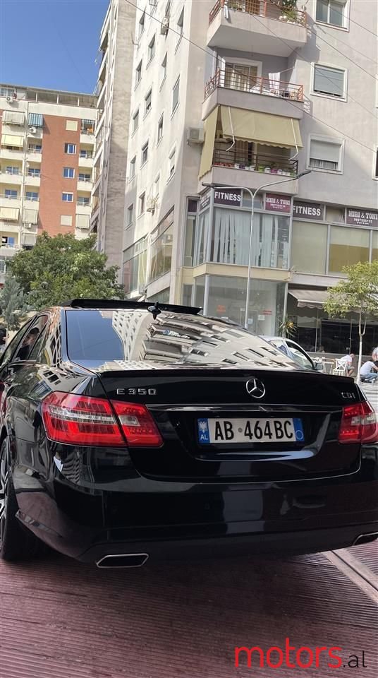 2012' Mercedes-Benz E 350 photo #4