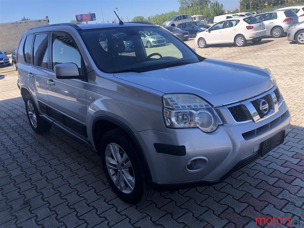 2011' Nissan X-Trail photo #6