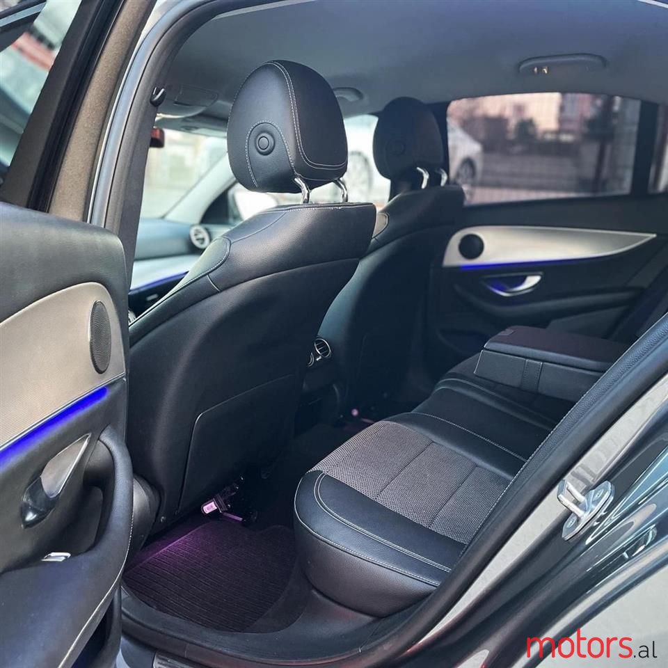 2018' Mercedes-Benz E 200 photo #6