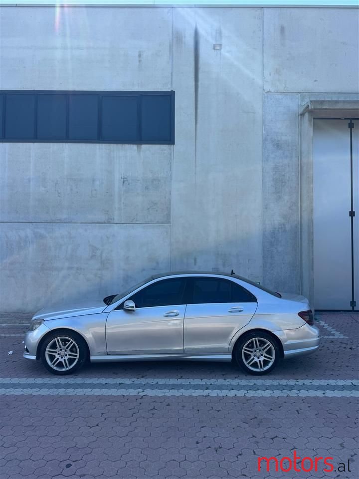 2009' Mercedes-Benz C 220 photo #3