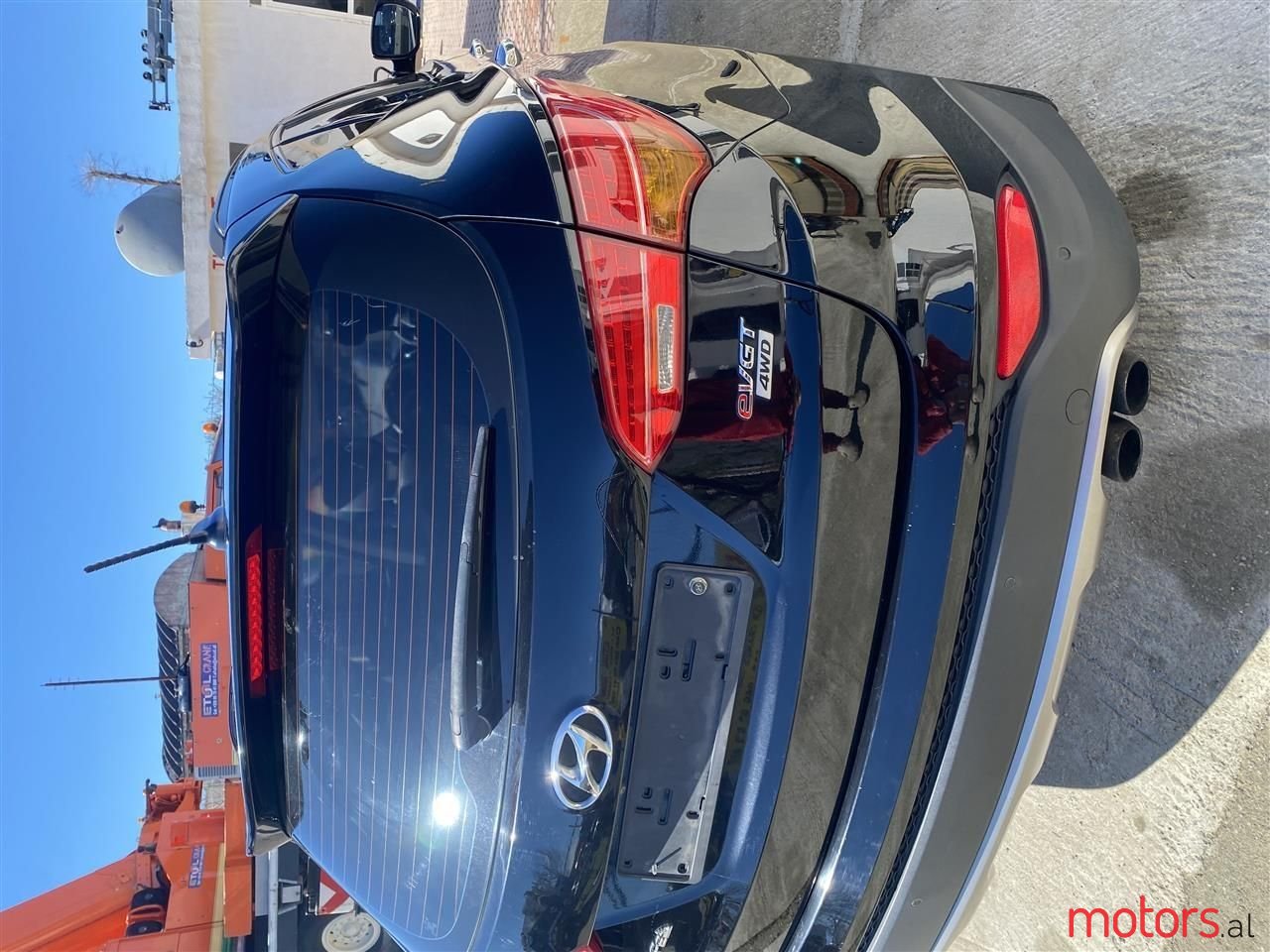 2013' Hyundai Santa Fe photo #5