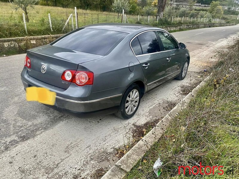 2006' Volkswagen Passat photo #3