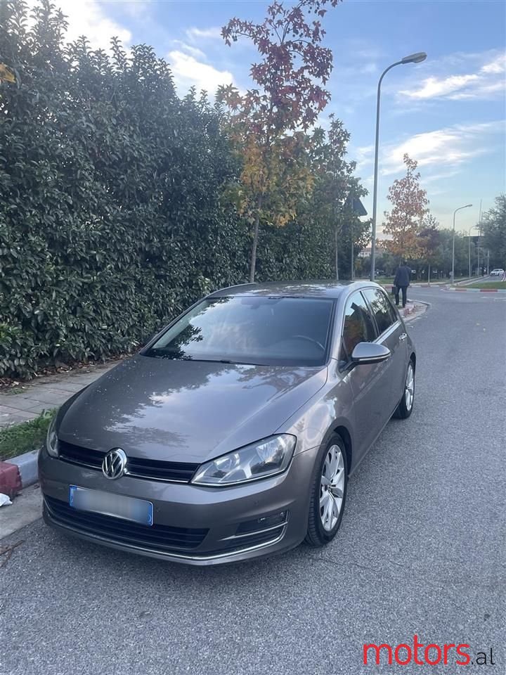 2014' Volkswagen Golf photo #2