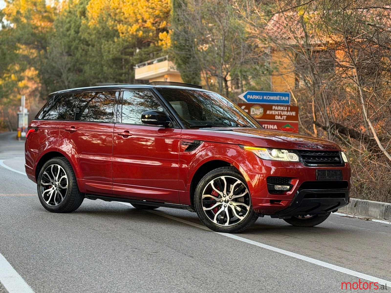 2014' Land Rover Range Rover Sport photo #6