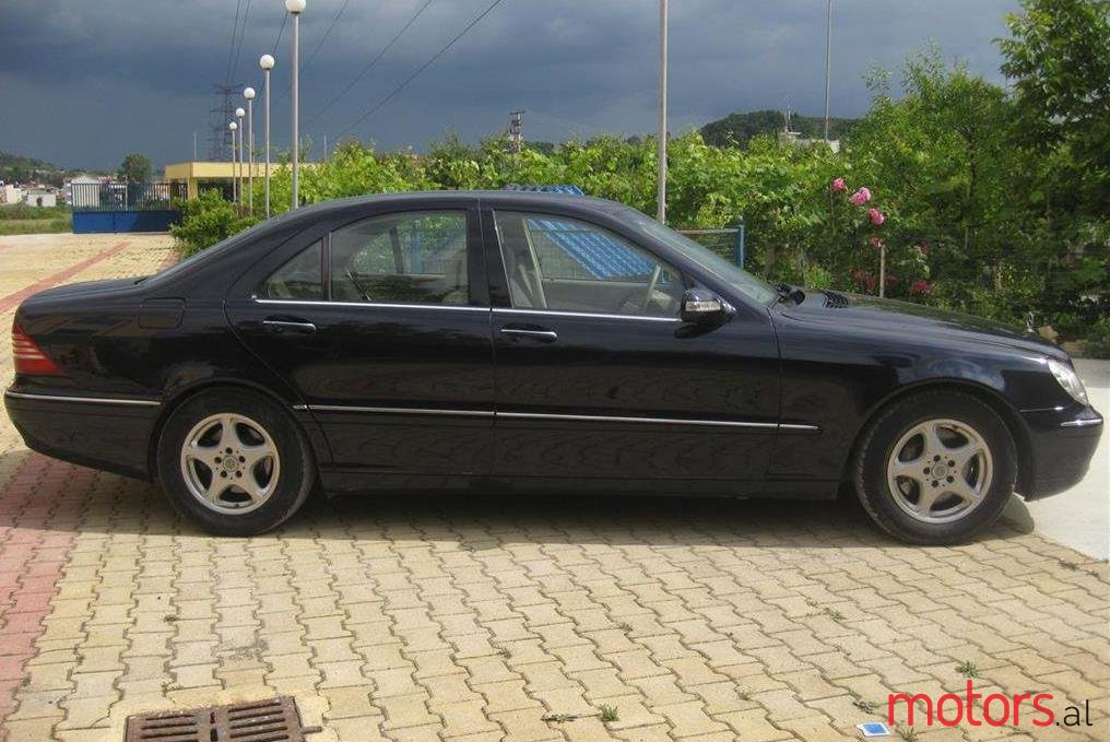 2003' Mercedes-Benz 320 photo #1