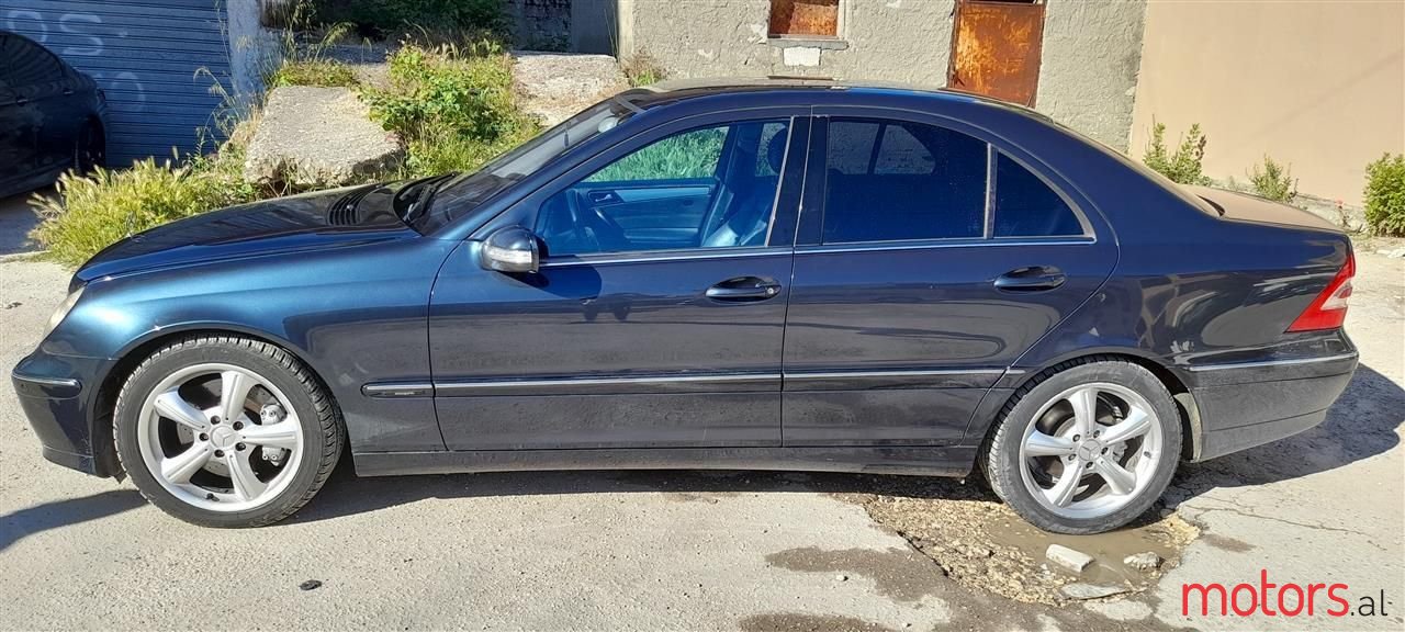 2004' Mercedes-Benz C 200 photo #5