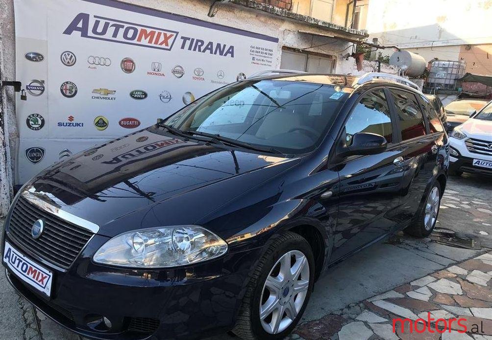 2006' Fiat Croma photo #1