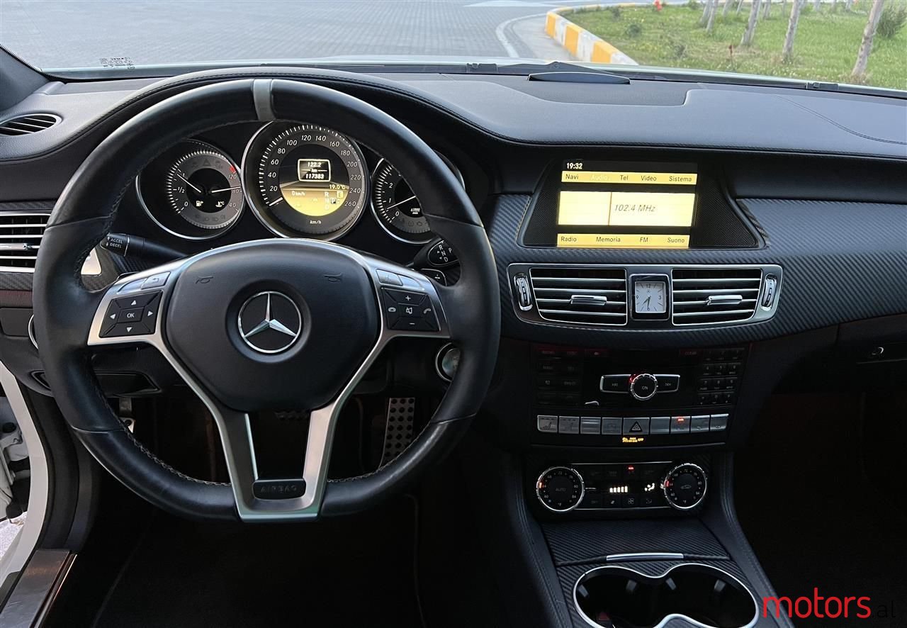 2013' Mercedes-Benz CLS 500 photo #6