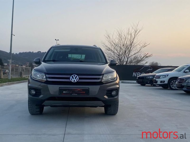 2013' Volkswagen Tiguan photo #6