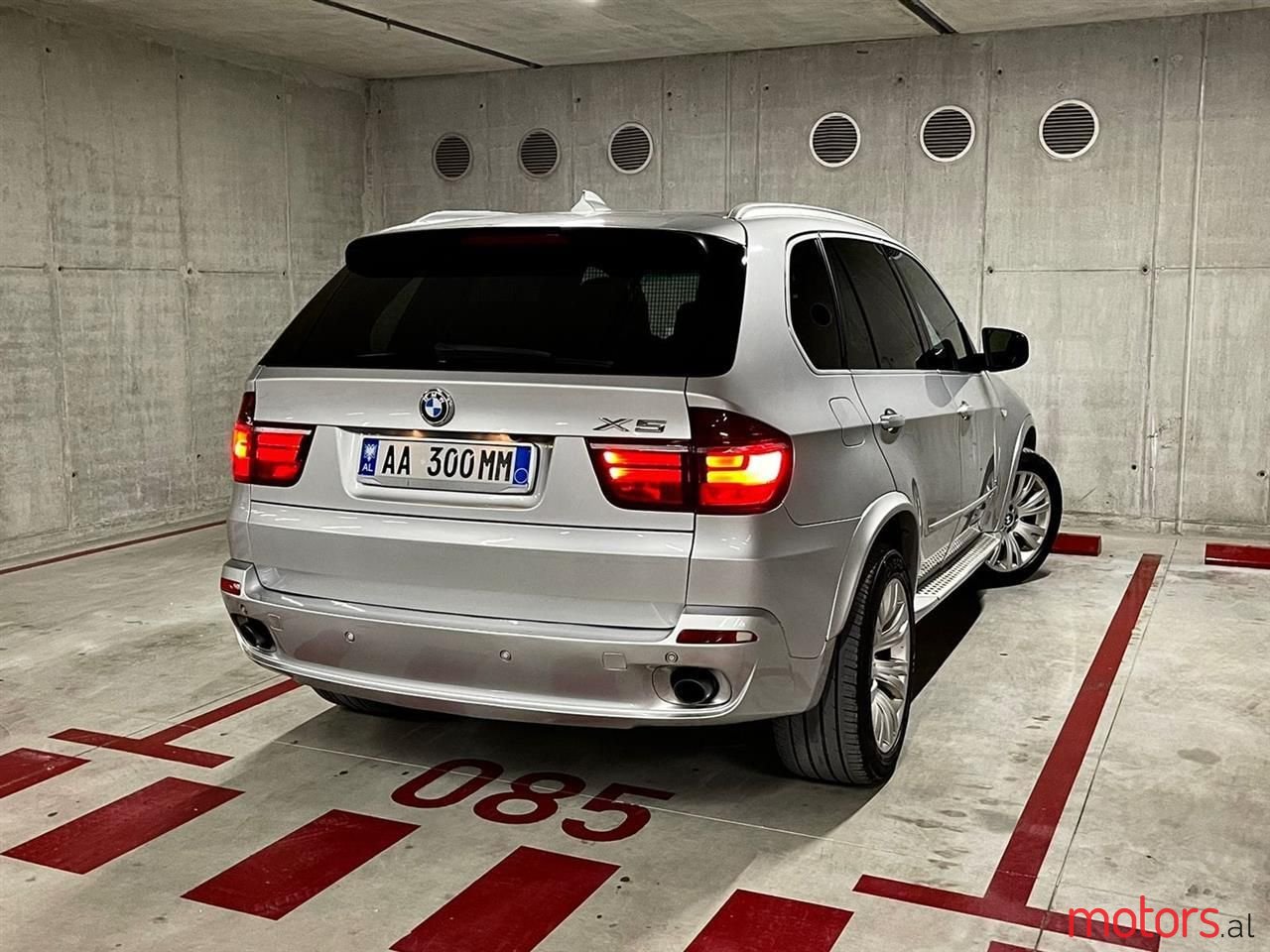 2010' BMW X5 photo #4