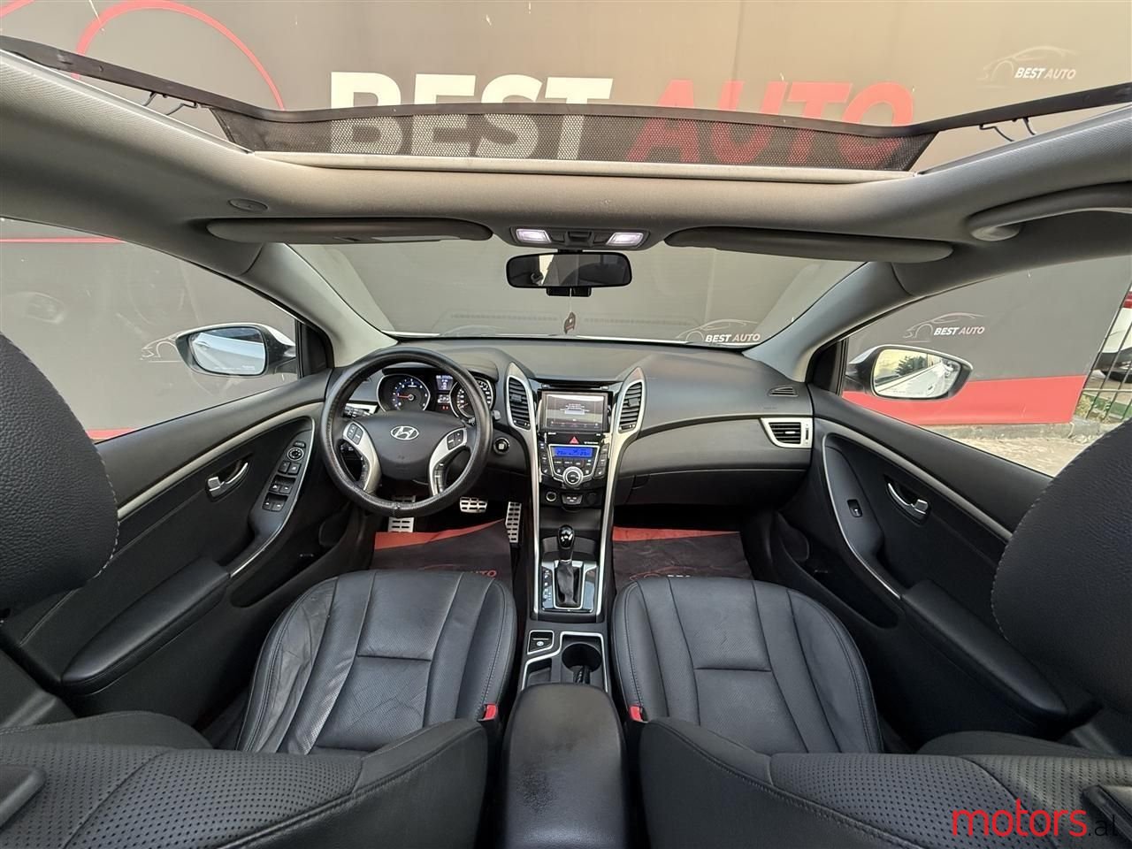 2012' Hyundai i30 photo #6