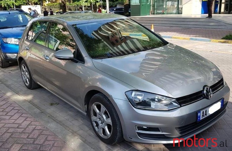 2015' Volkswagen Golf photo #1