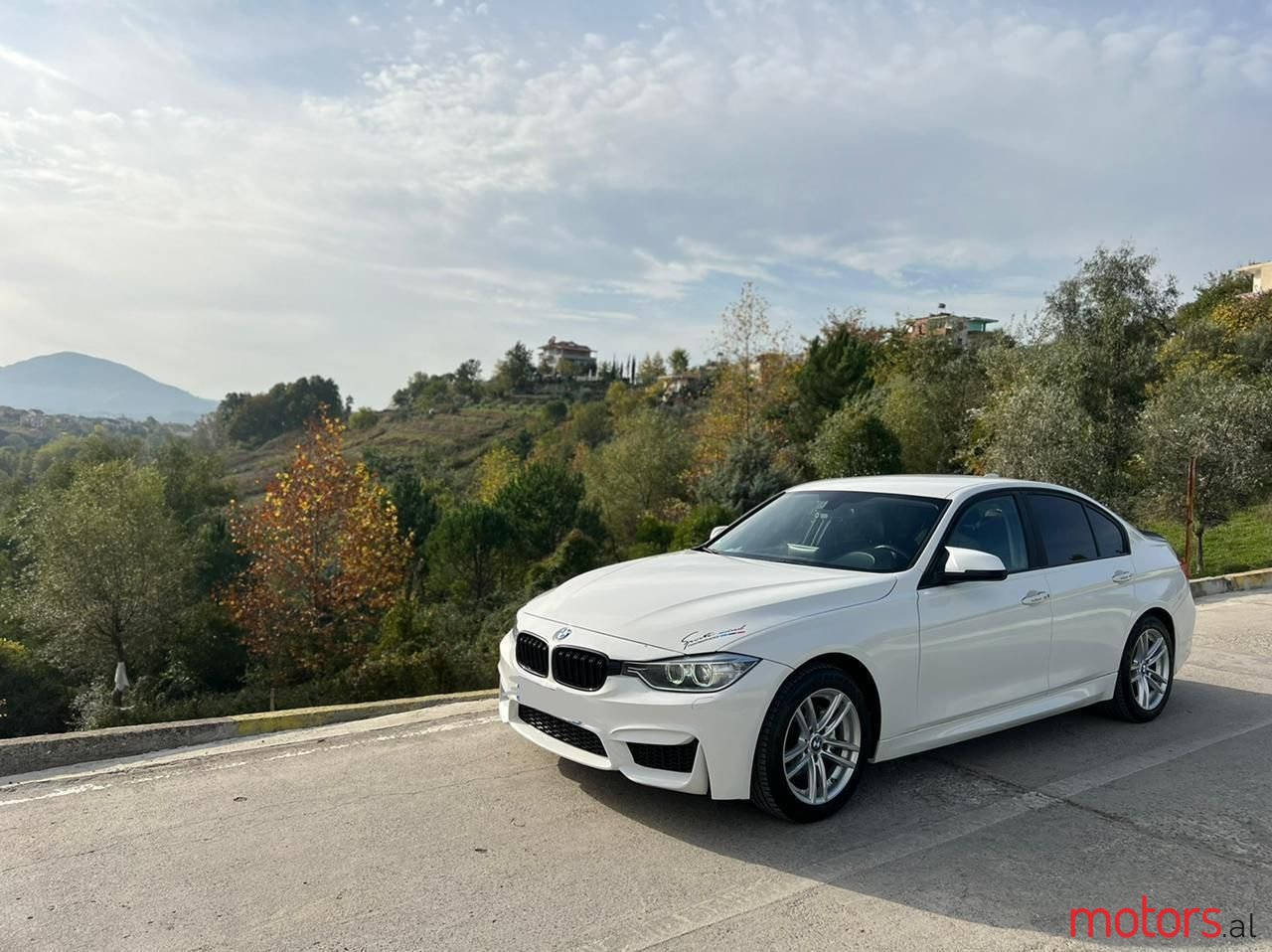 2012' BMW 328 photo #3