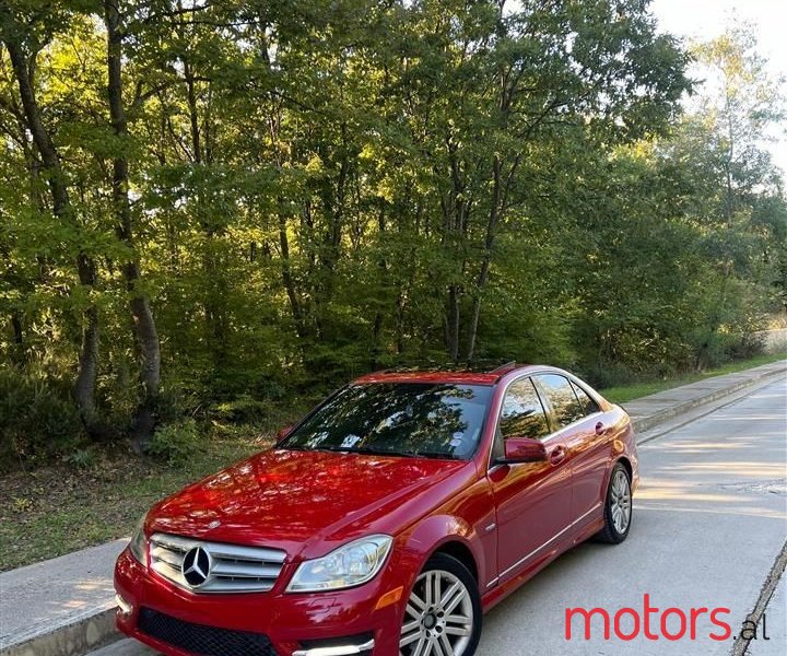 2012' Mercedes-Benz C 250 photo #2