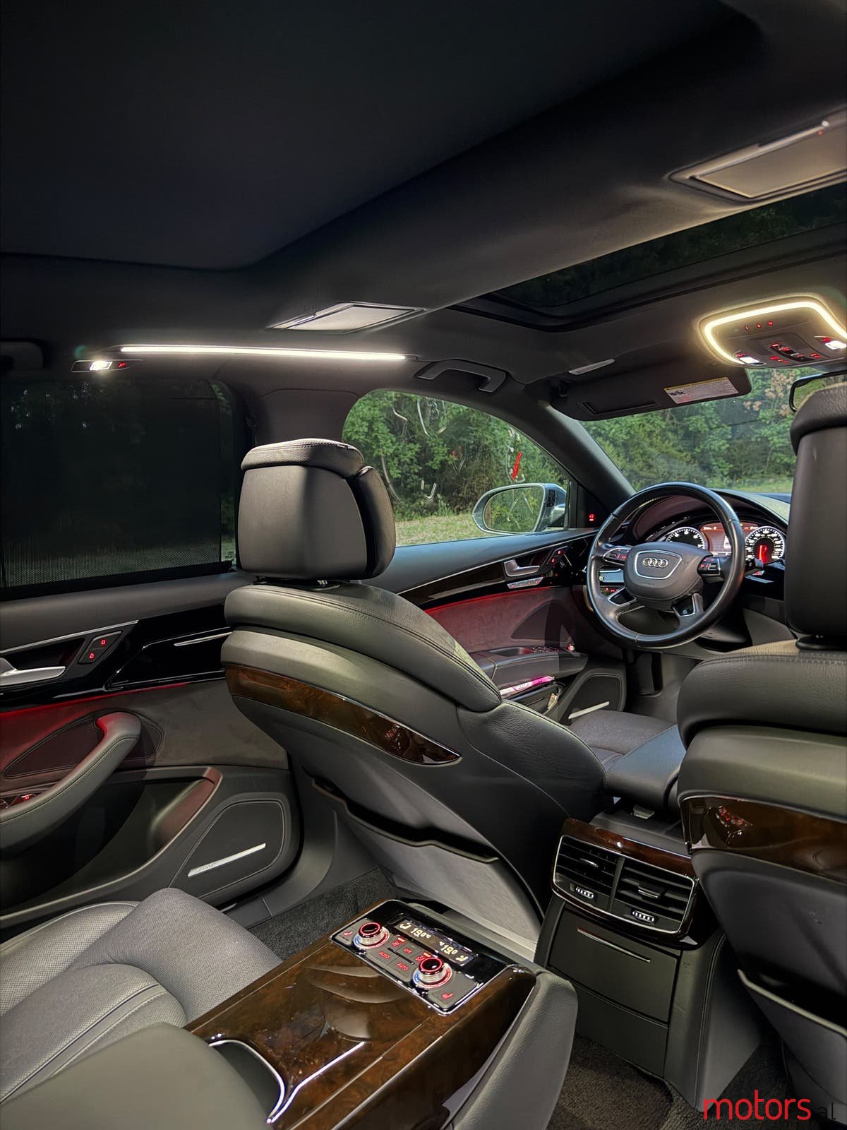2015' Audi A8 photo #7