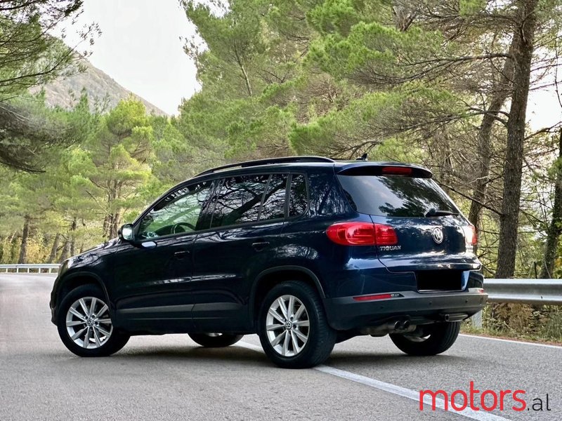 2013' Volkswagen Tiguan photo #5