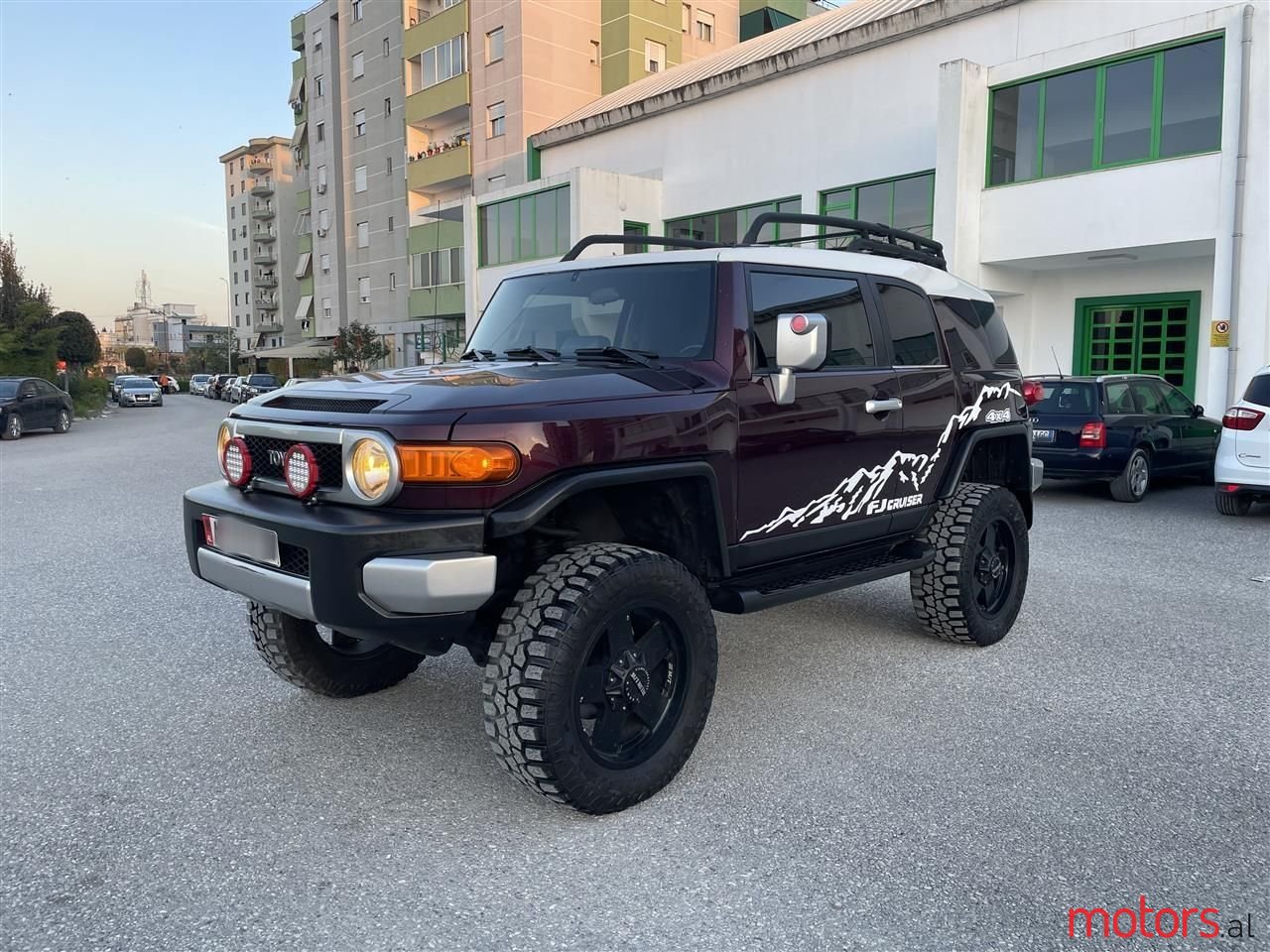 2007' Toyota FJ photo #5