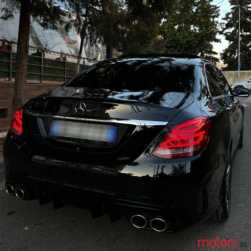 2016' Mercedes-Benz C 400 photo #3