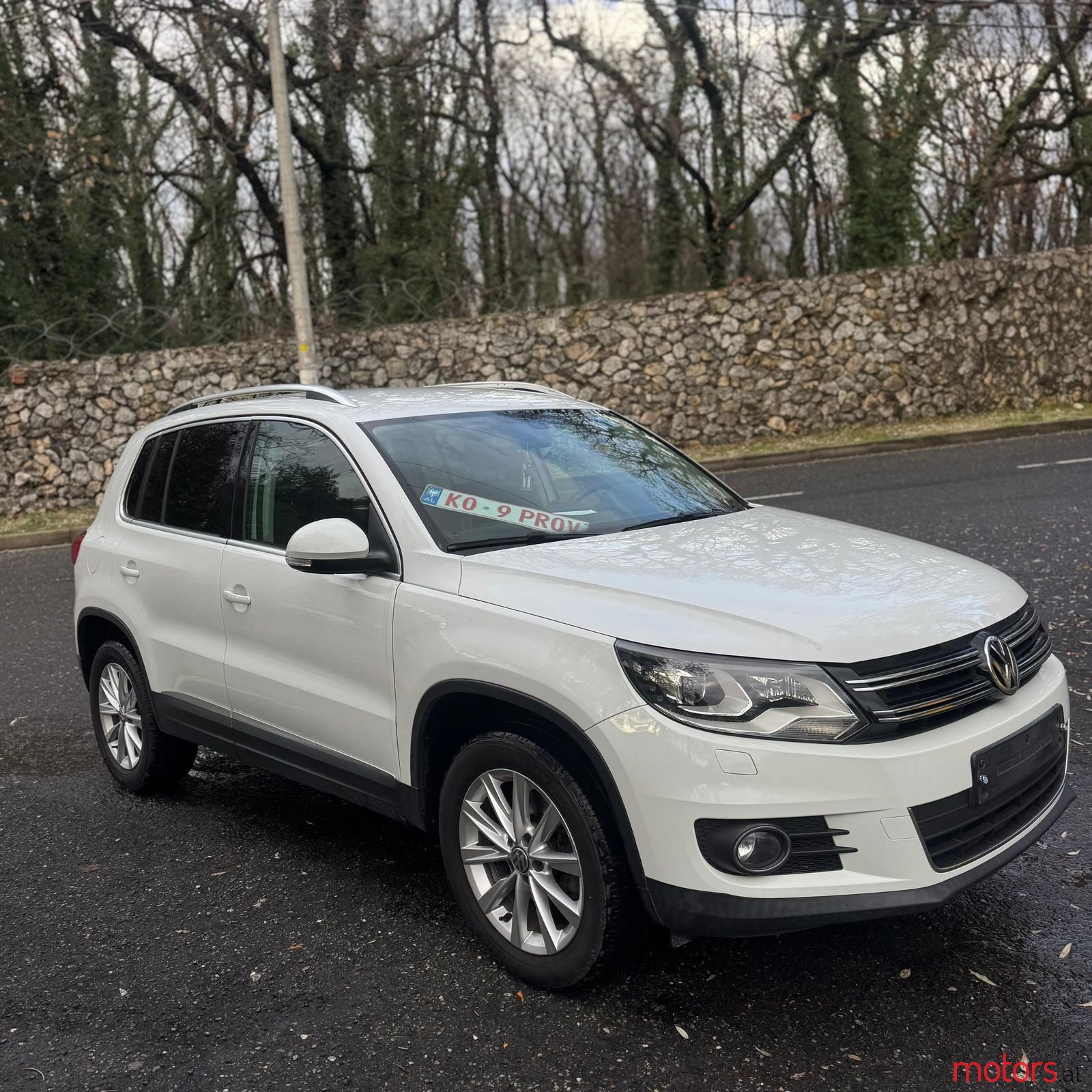 2014' Volkswagen Tiguan photo #2
