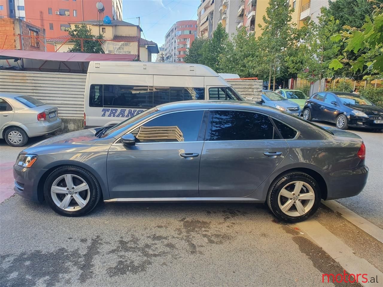 2013' Volkswagen Passat photo #4