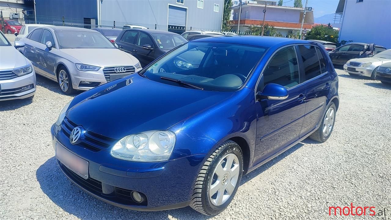 2008' Volkswagen Golf photo #1