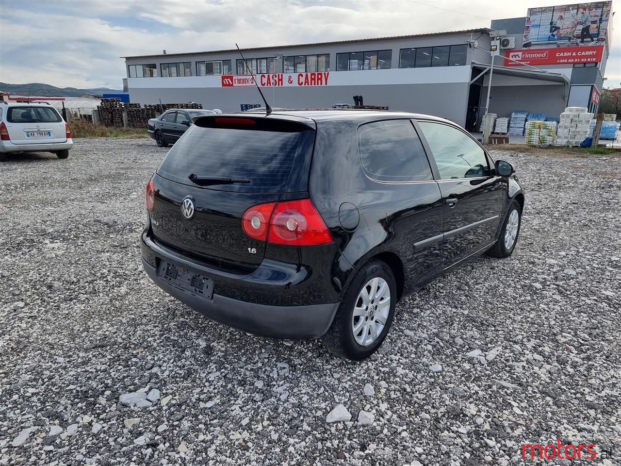 2007' Volkswagen Golf photo #4