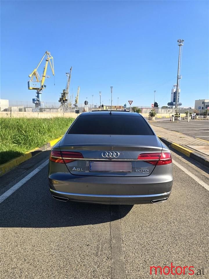 2015' Audi A8 photo #6