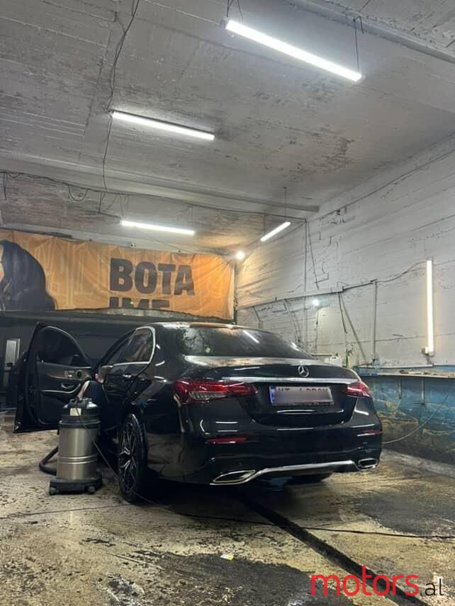 2018' Mercedes-Benz 220 photo #4