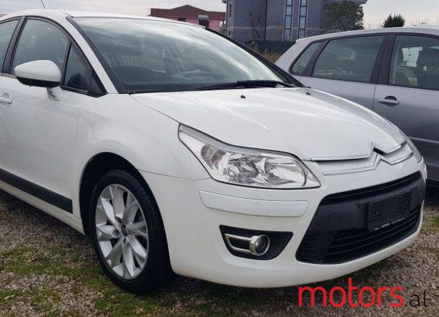 2010' Citroen C4 photo #1