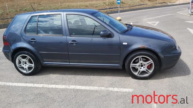 2000' Volkswagen Golf photo #2