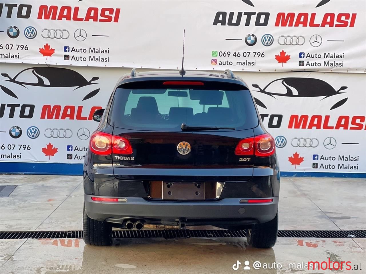 2009' Volkswagen Tiguan photo #6