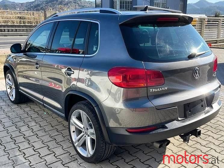 2013' Volkswagen Tiguan photo #1