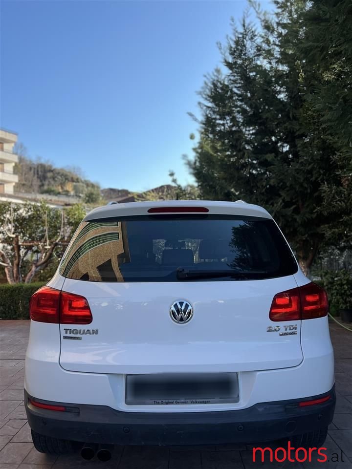 2013' Volkswagen Tiguan photo #4