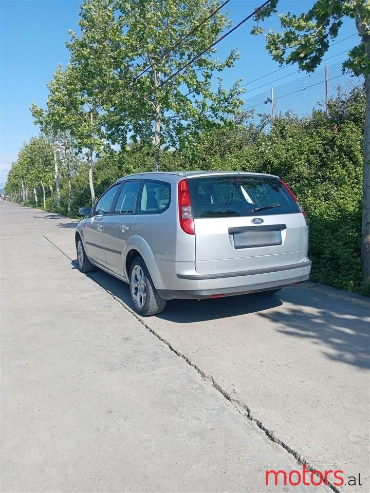 2005' Ford Focus photo #1