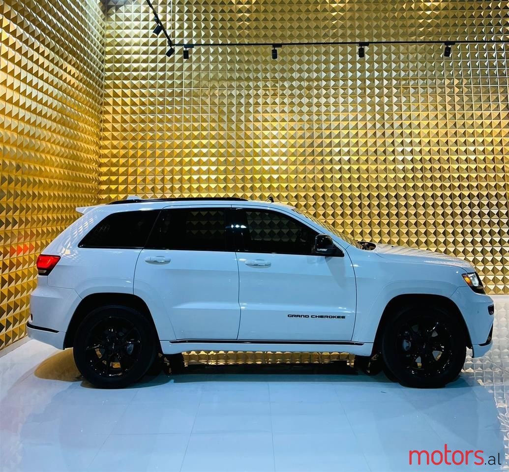 2015' Jeep Grand Cherokee photo #2