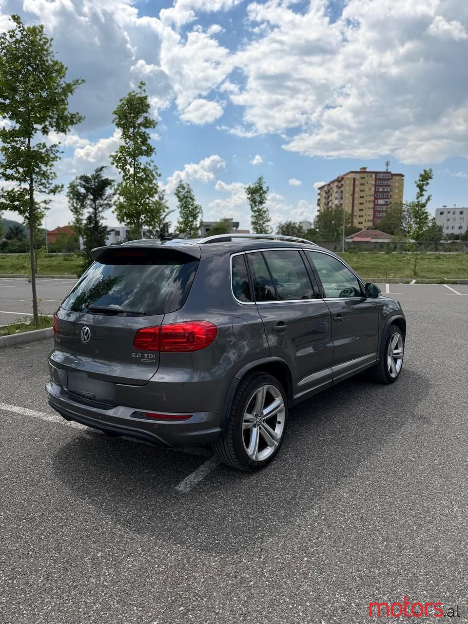2013' Volkswagen Tiguan photo #3