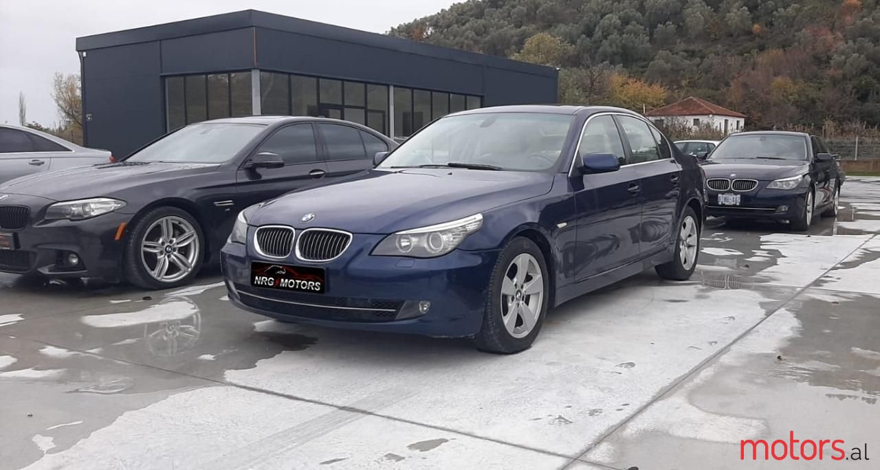 2008' BMW 528 photo #3