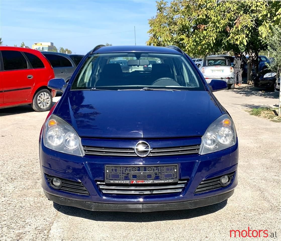 2007' Opel Astra photo #1