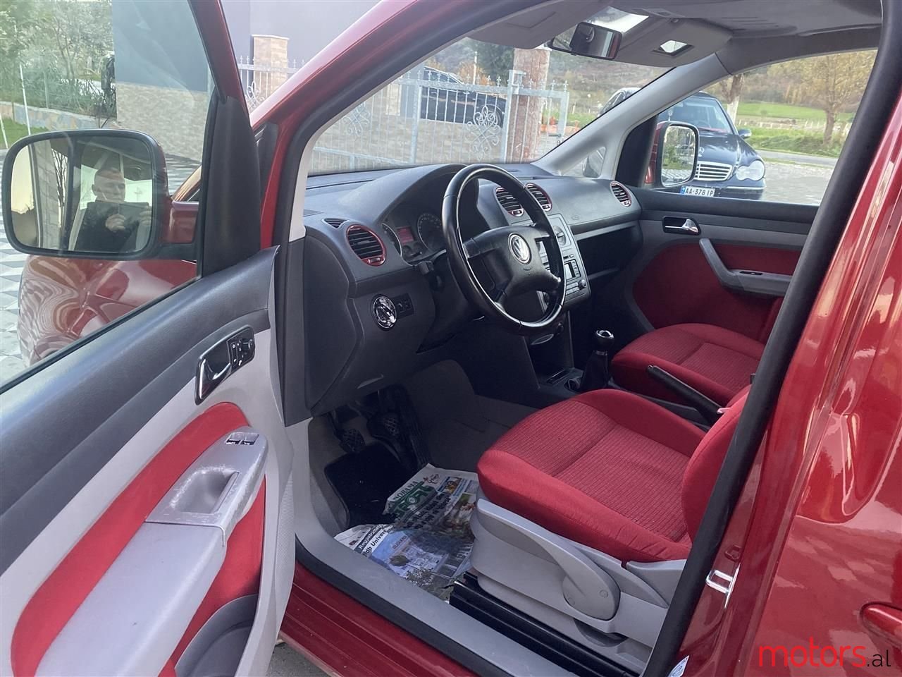 2006' Volkswagen Caddy photo #3