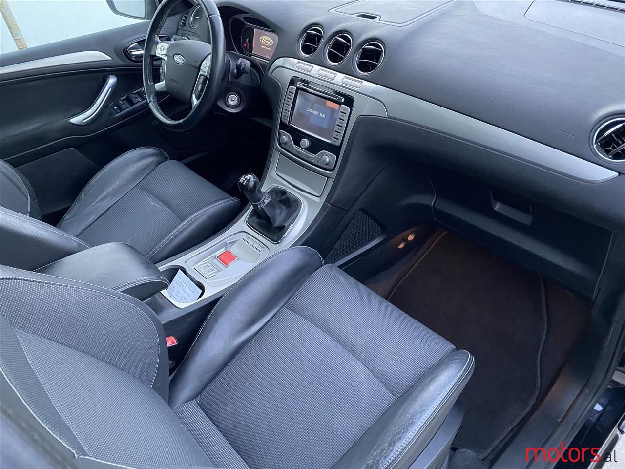 2007' Ford S-Max photo #2