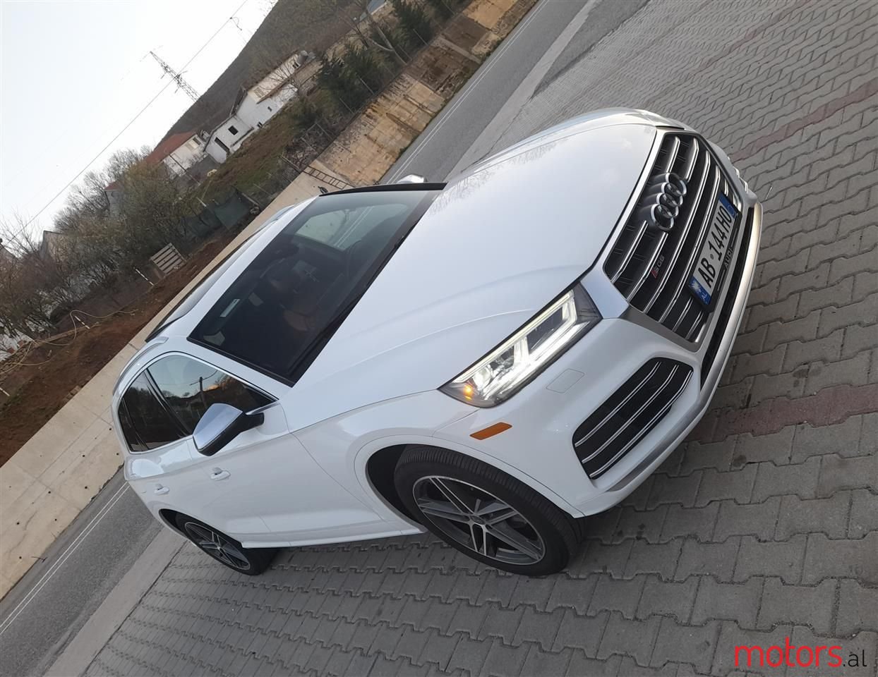 2018' Audi SQ5 photo #2