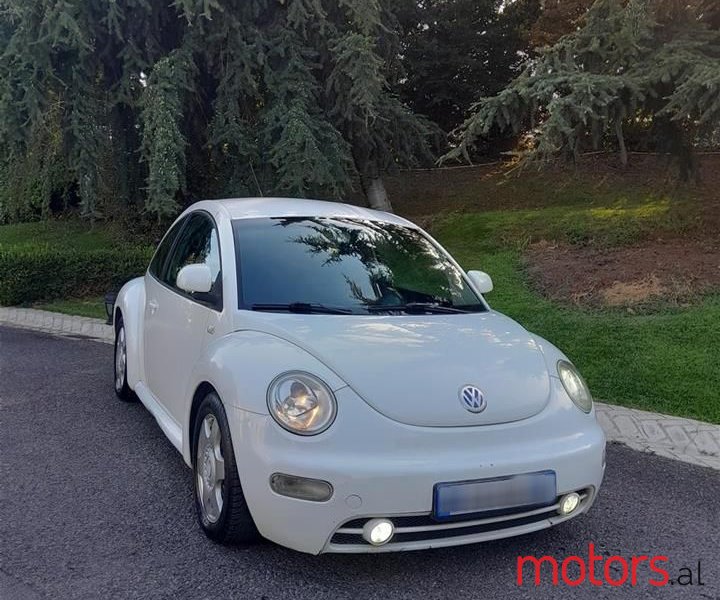 2001' Volkswagen Beetle photo #2