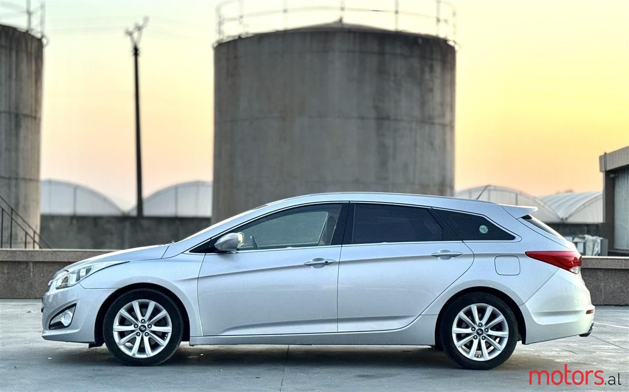 2013' Hyundai i40 photo #6