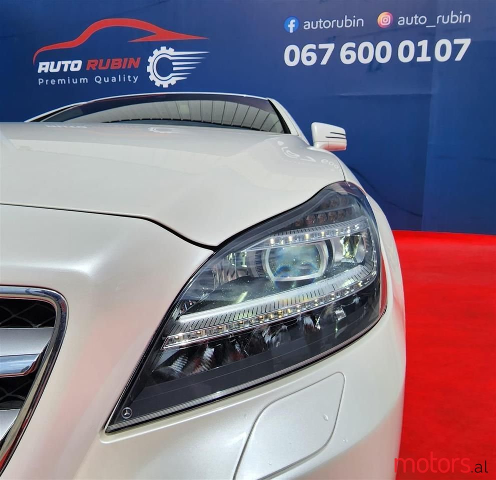 2012' Mercedes-Benz 350 photo #4