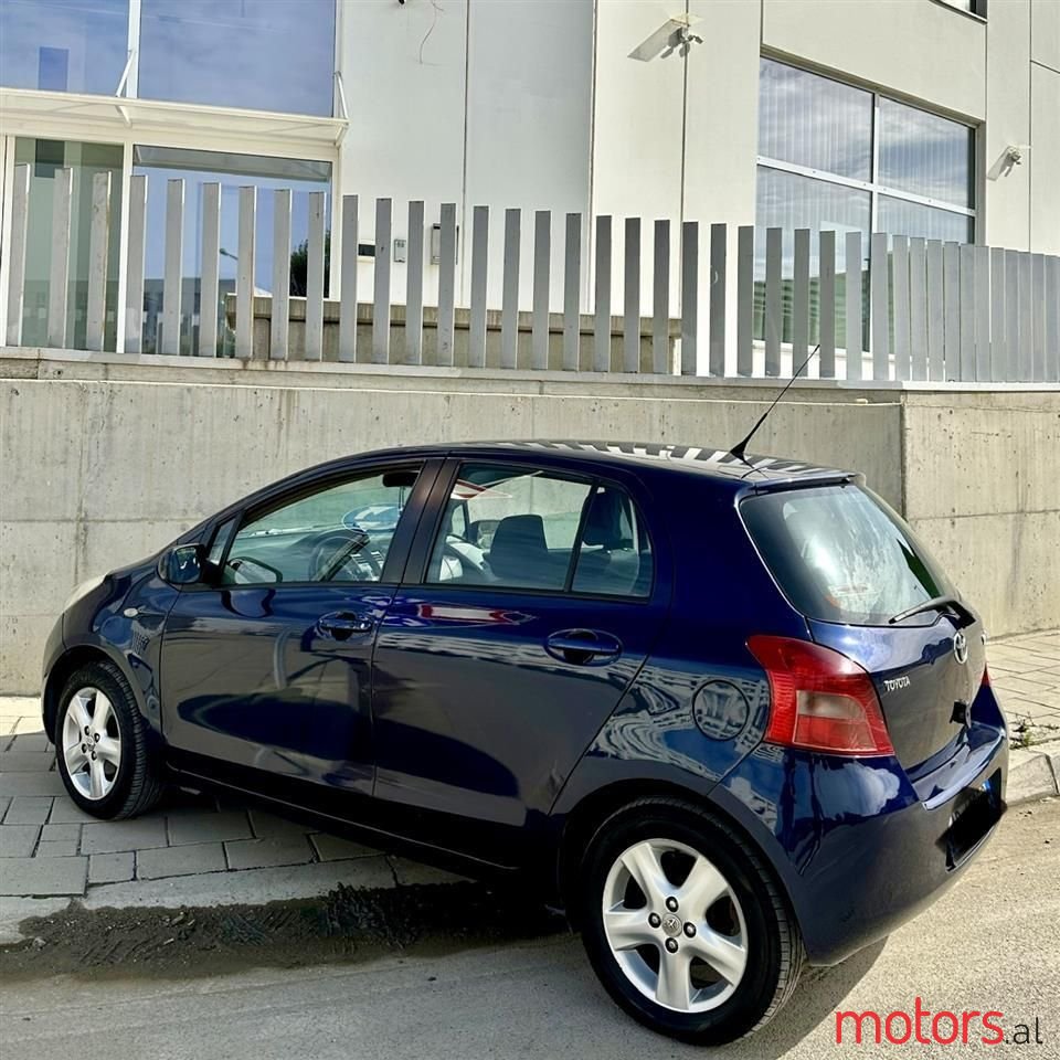 2007' Toyota Yaris photo #6