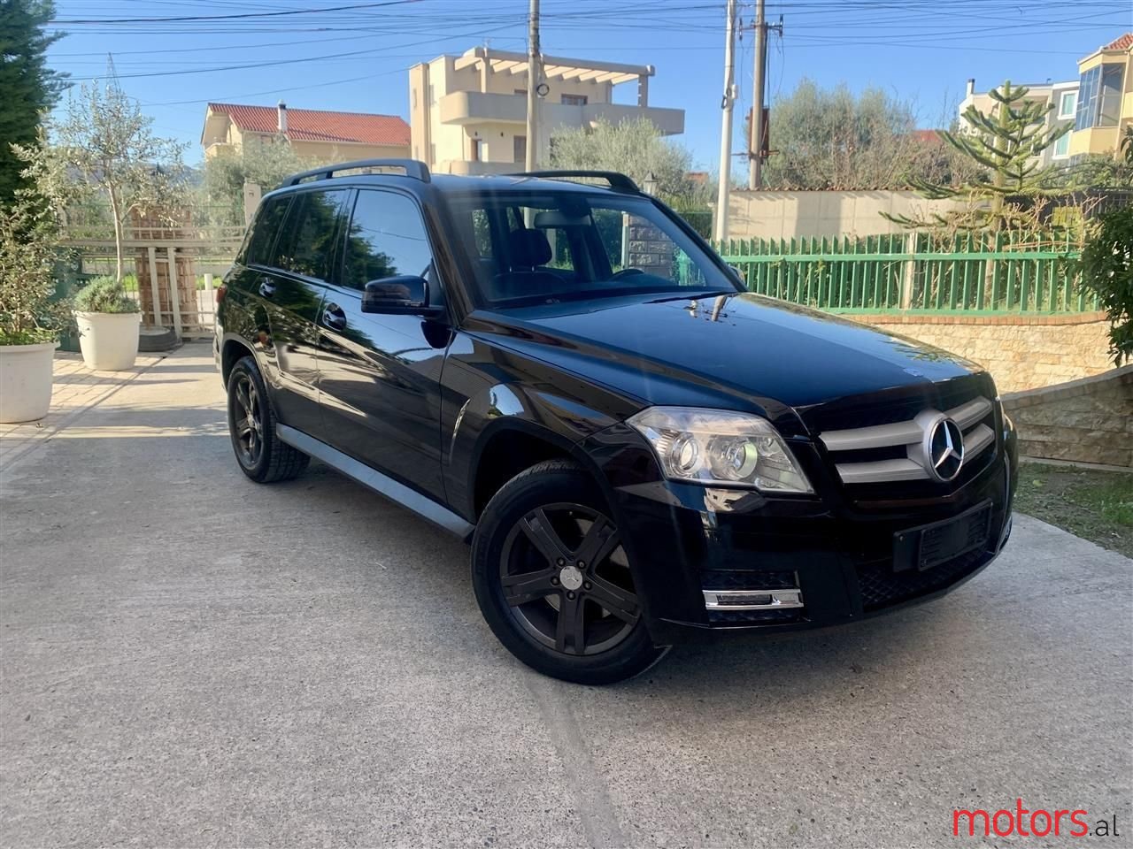 2010' Mercedes-Benz GLK 220 photo #1