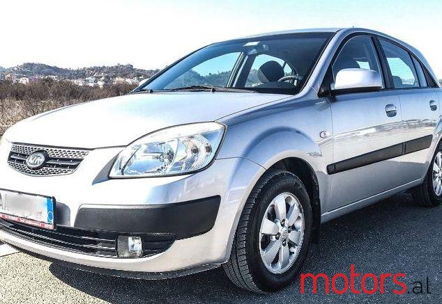 2007' Kia Rio photo #1