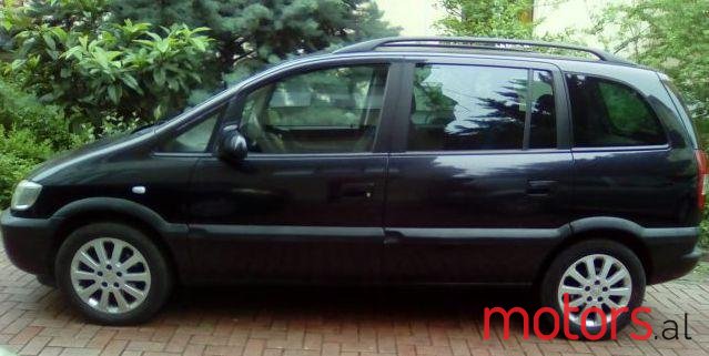 2003' Opel Zafira photo #1