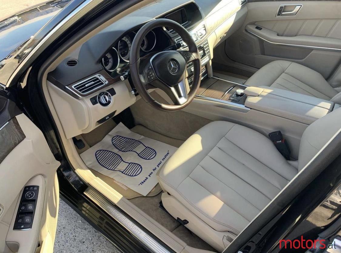 2014' Mercedes-Benz E 220 photo #5
