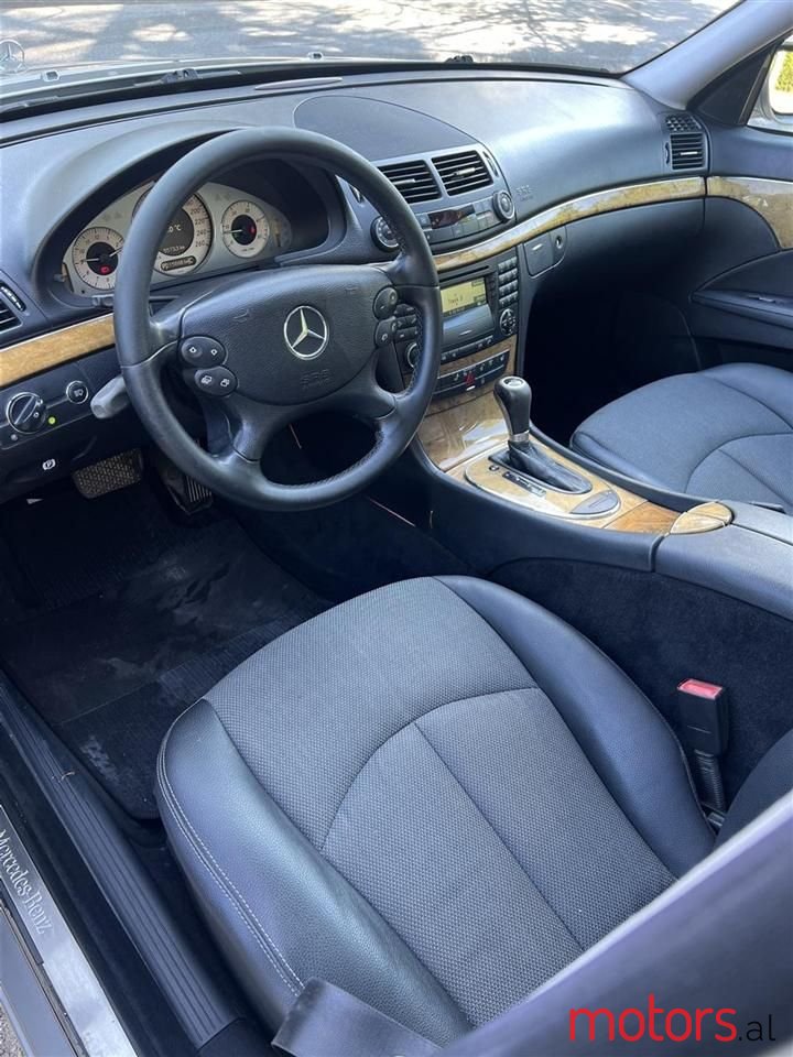 2006' Mercedes-Benz E 280 photo #4